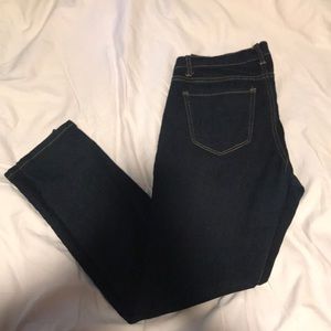 Forever 21 skinny jeans, never worn!